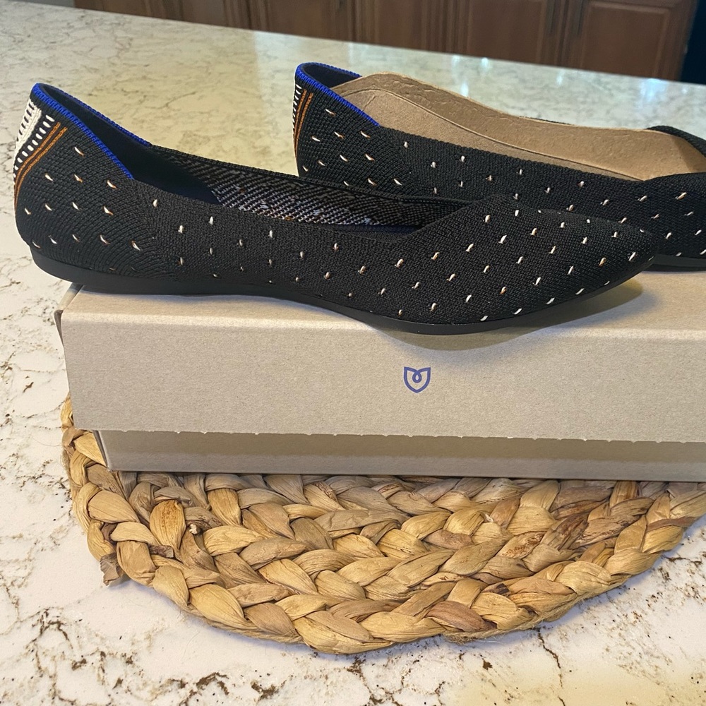 Rothy NIB Ivory Dot SZ 8.5